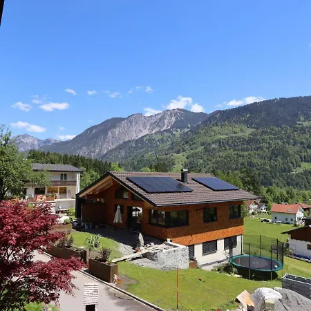 Apartment Haus Enzian I Vandans